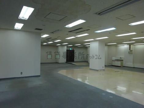 唐木田センタービルの室内