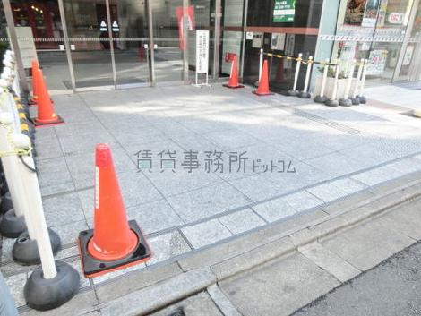 正面玄関
