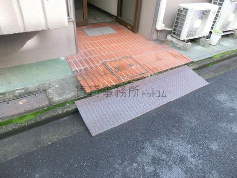 正面玄関