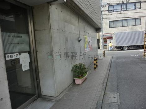 正面玄関