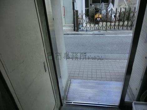 正面玄関