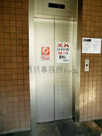 エレベーター
