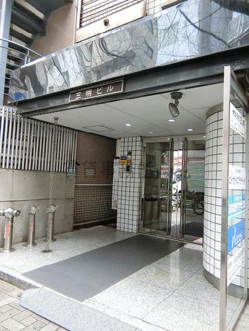 正面玄関