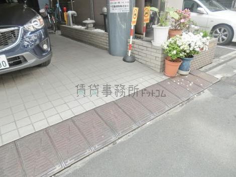 正面玄関