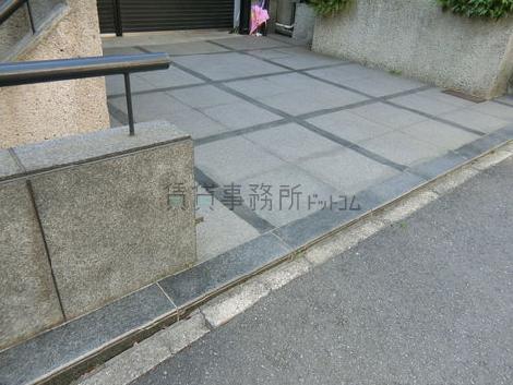 正面玄関