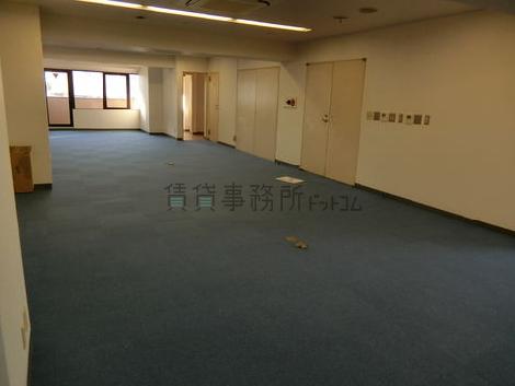 三貴丸ビルの室内