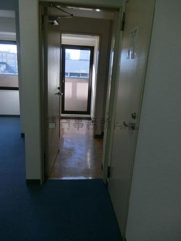 三貴丸ビルの室内