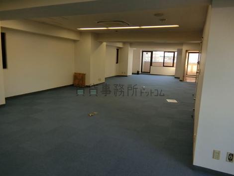 三貴丸ビルの室内