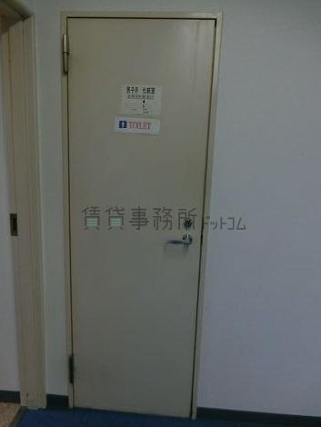 三貴丸ビルの室内