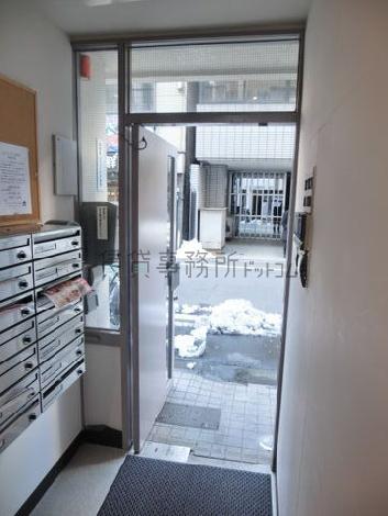 玄関内からの見え方