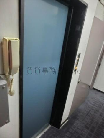 乗り場前