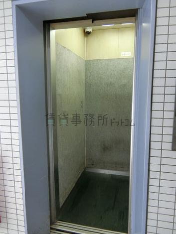 エレベーター