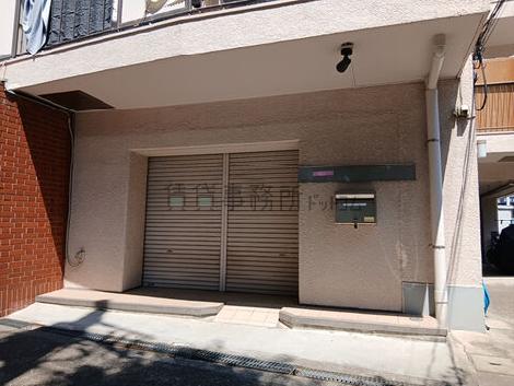 正面玄関