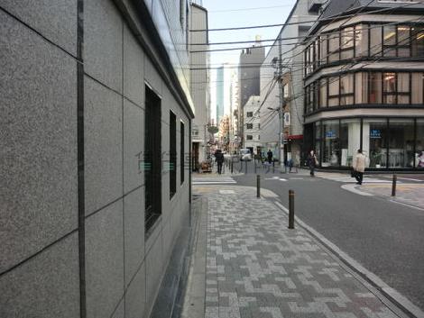 物件前から新橋駅方面