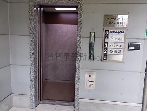 エレベーター
