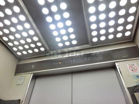 エレベーター