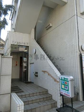 正面玄関