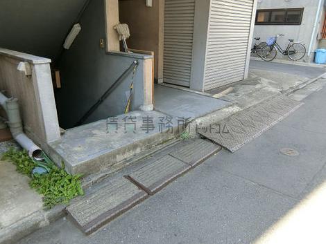 正面玄関