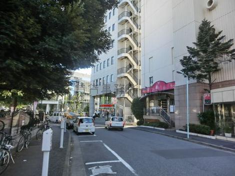 物件前の渋谷駅方向