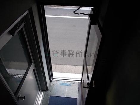 正面玄関