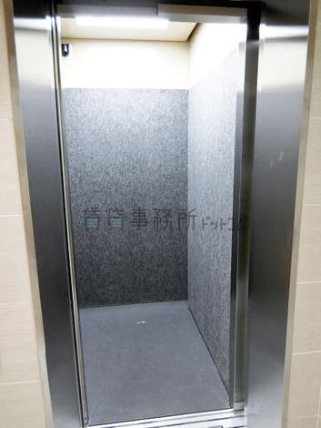 エレベーター