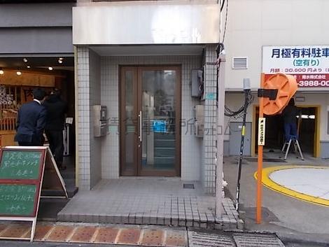 正面玄関