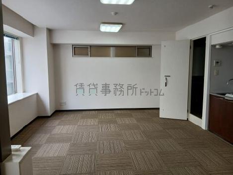 ビュロー新橋の室内