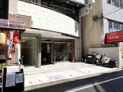 正面玄関