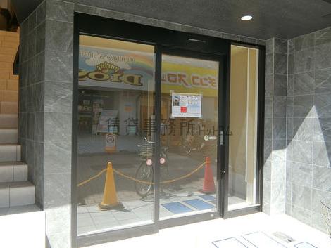 正面玄関