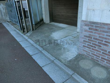 正面玄関
