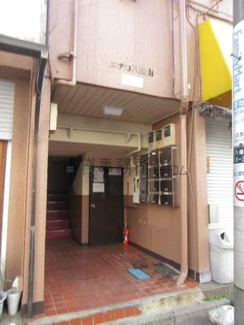 正面玄関