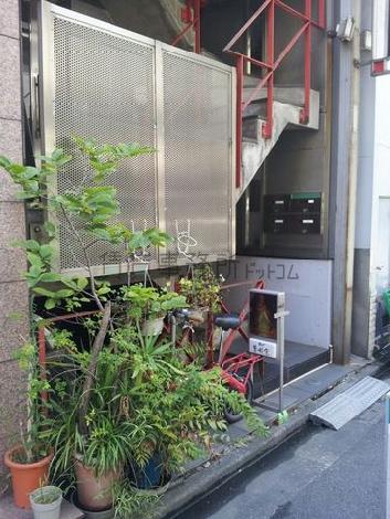 正面玄関
