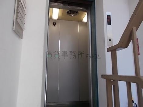 エレベーター