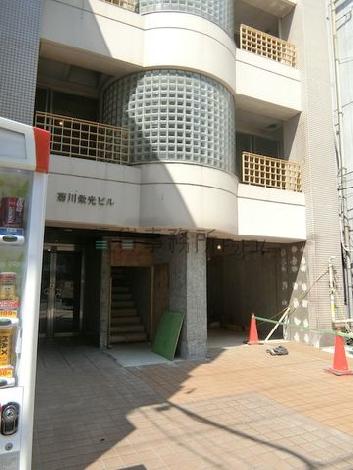 正面玄関