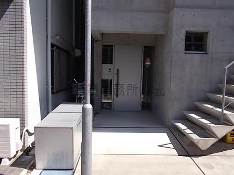 正面玄関