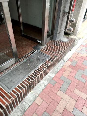 正面玄関
