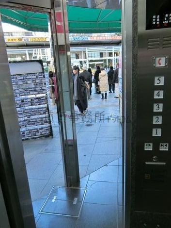 エレベーター