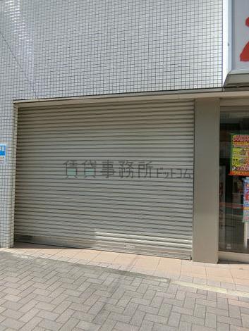 正面玄関