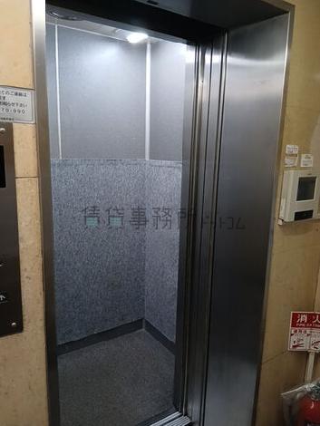 エレベーター