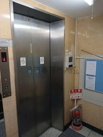 エレベーター