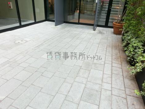 正面玄関