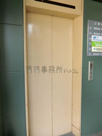 エレベーター