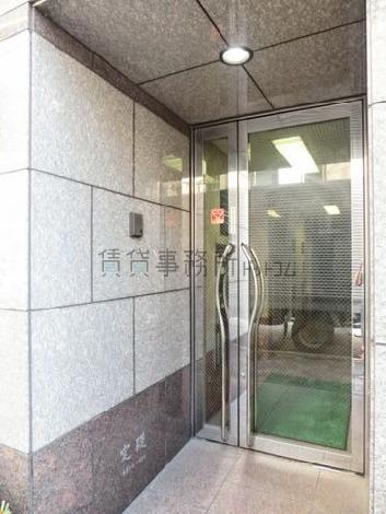 玄関前