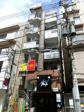 陳ビルの外観写真