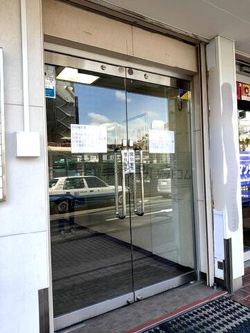 正面玄関