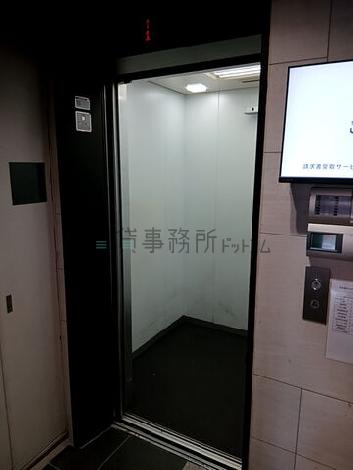 エレベーター