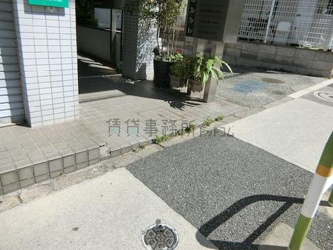 正面玄関