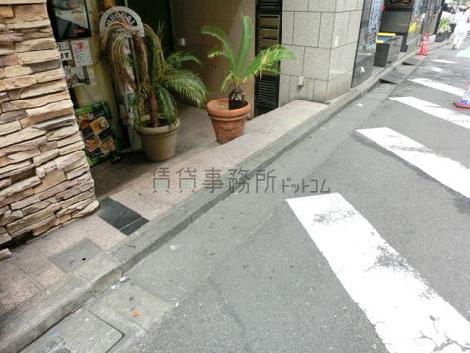 正面玄関
