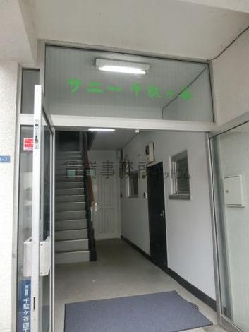正面玄関