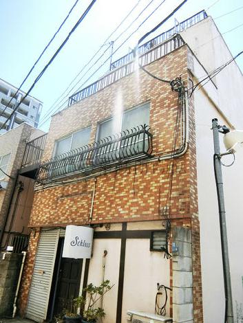 間取ビルの外観写真